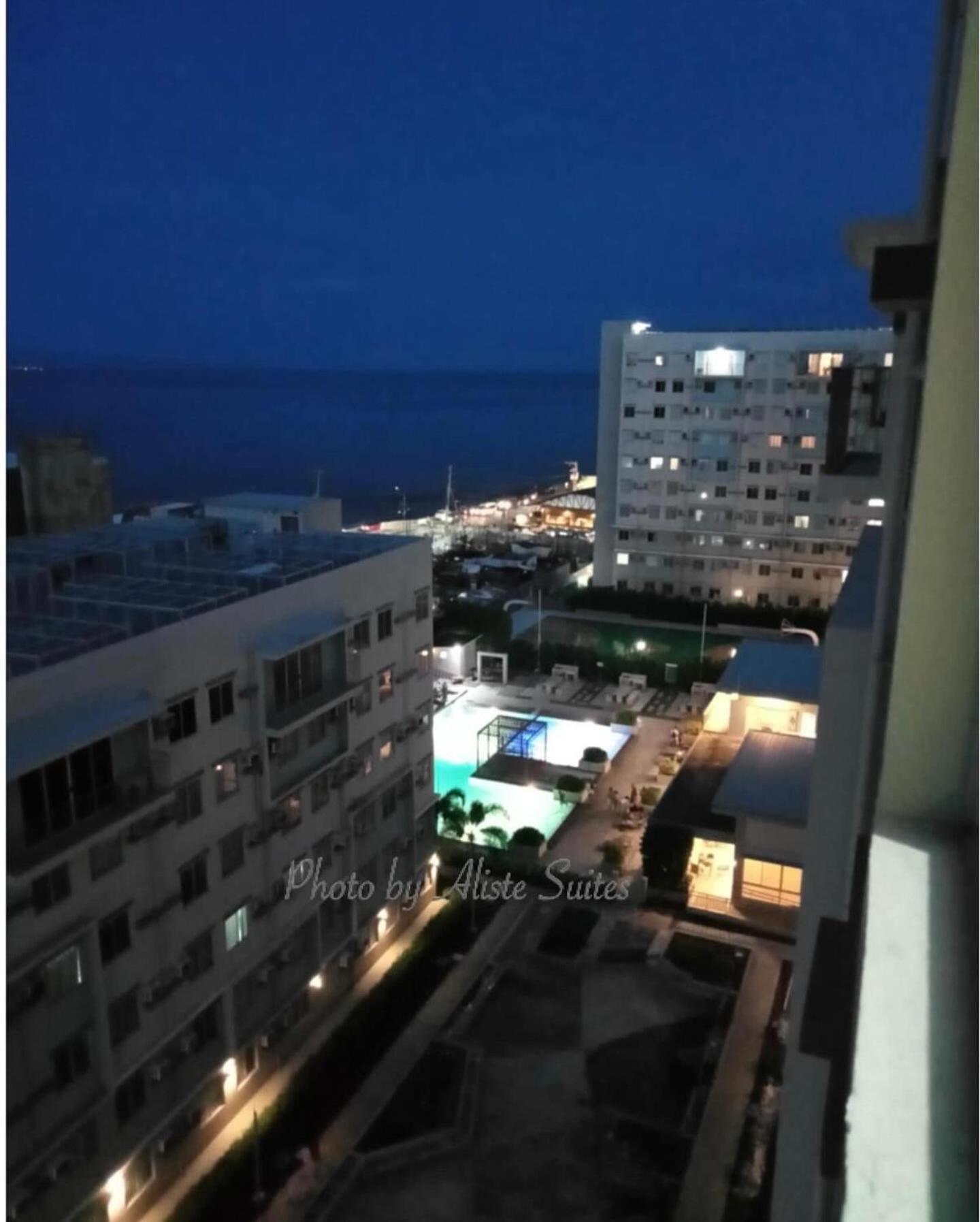Aliste Suites Marina Spatial Dumaguete City Esterno foto