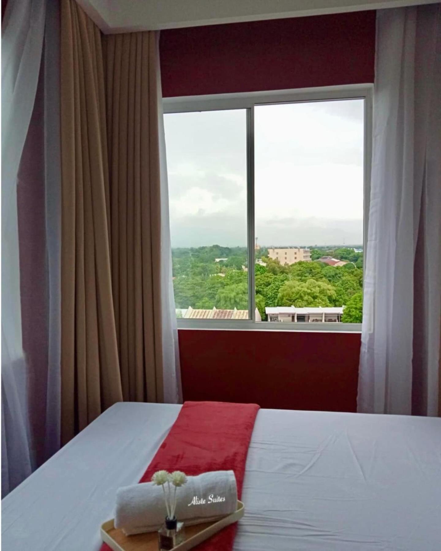 Aliste Suites Marina Spatial Dumaguete City Esterno foto