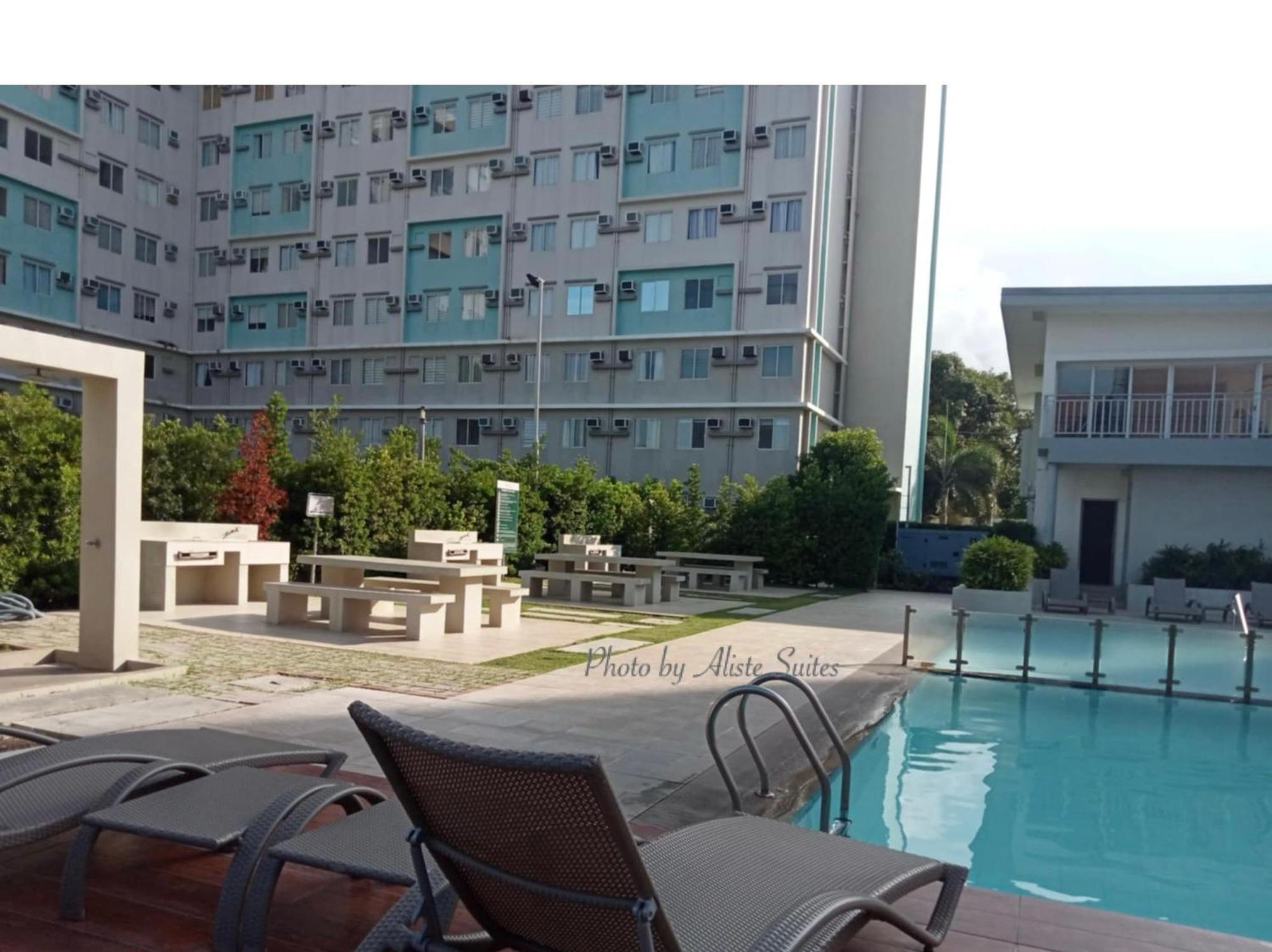 Aliste Suites Marina Spatial Dumaguete City Esterno foto